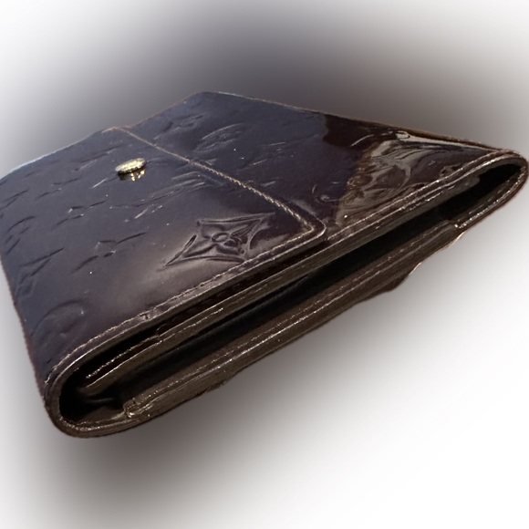 Louis Vuitton Vernis Monogram Amaranth Trifold Long Wallet - Picture 9 of 12